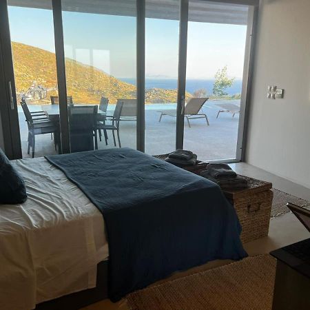 מילופוטאס Private 4 Bedroom Luxury Peaceful Mylo Villa W 2 Pools Close To Mylpotas Beach מראה חיצוני תמונה