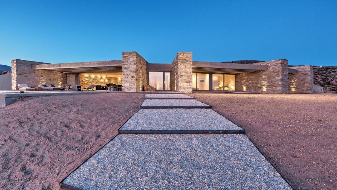 מילופוטאס Private 4 Bedroom Luxury Peaceful Mylo Villa W 2 Pools Close To Mylpotas Beach מראה חיצוני תמונה