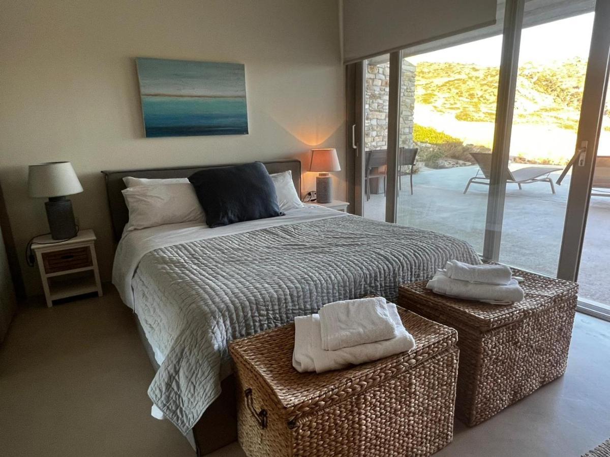 מילופוטאס Private 4 Bedroom Luxury Peaceful Mylo Villa W 2 Pools Close To Mylpotas Beach מראה חיצוני תמונה